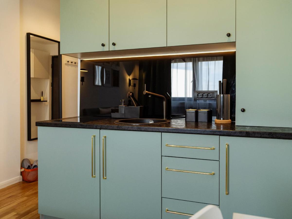 Beautiful Modern Studio - Cismigiu Park - Netflix Bucureşti Ngoại thất bức ảnh