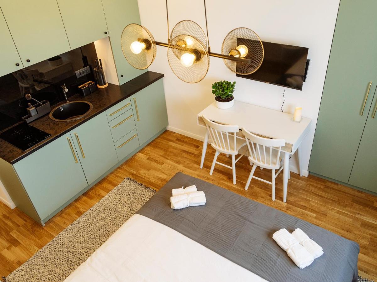 Beautiful Modern Studio - Cismigiu Park - Netflix Bucureşti Ngoại thất bức ảnh